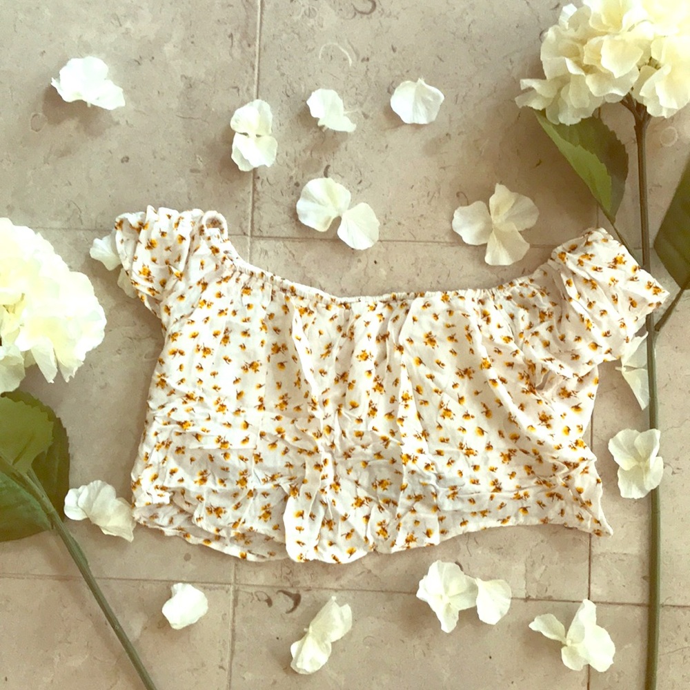 Cropped Dainty Too